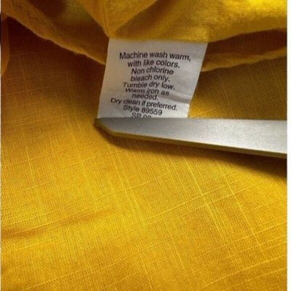 J Crew women’s gold short sleeve v-neck top with back tie size 6. #34-0860 - Picture 4 of 6